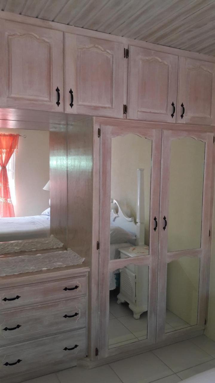 Sue'S Homestay ไครสต์เชิร์ช ภายนอก รูปภาพ