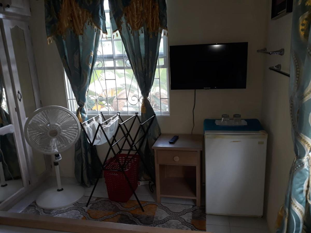 Sue'S Homestay ไครสต์เชิร์ช ภายนอก รูปภาพ