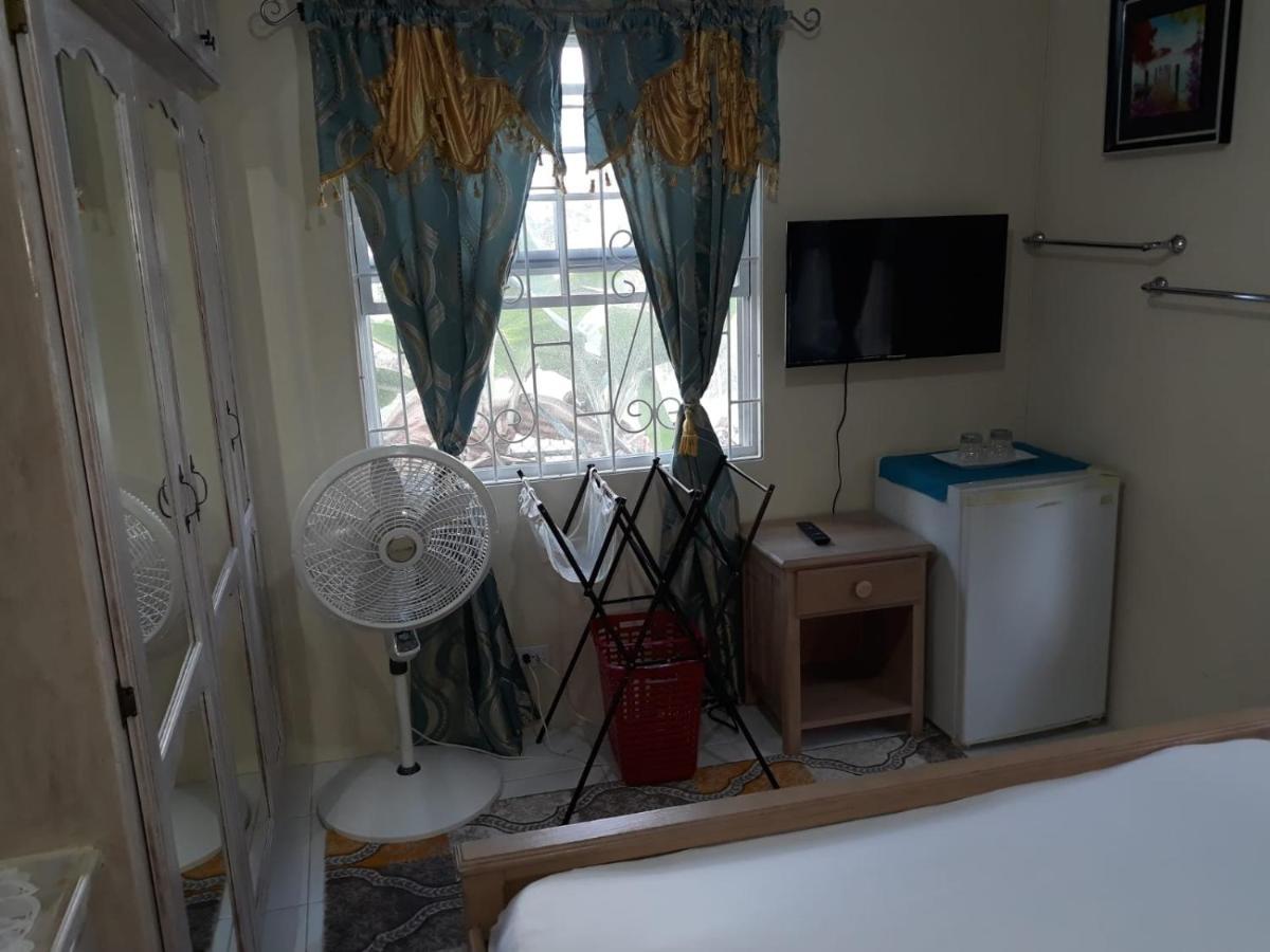 Sue'S Homestay ไครสต์เชิร์ช ภายนอก รูปภาพ